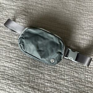 Lululemon Belt Bag GUC